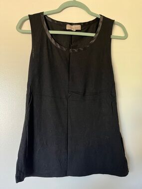 Banana Republic Sleeveless Scoop Tank Black